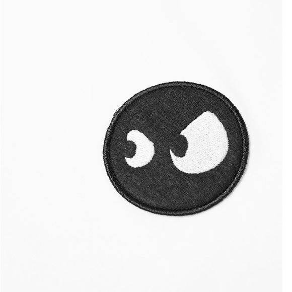 MCQ SWALLOW MONSTER PATCH TEE OPTIC WHITE SZ M - Picture 4 of 6